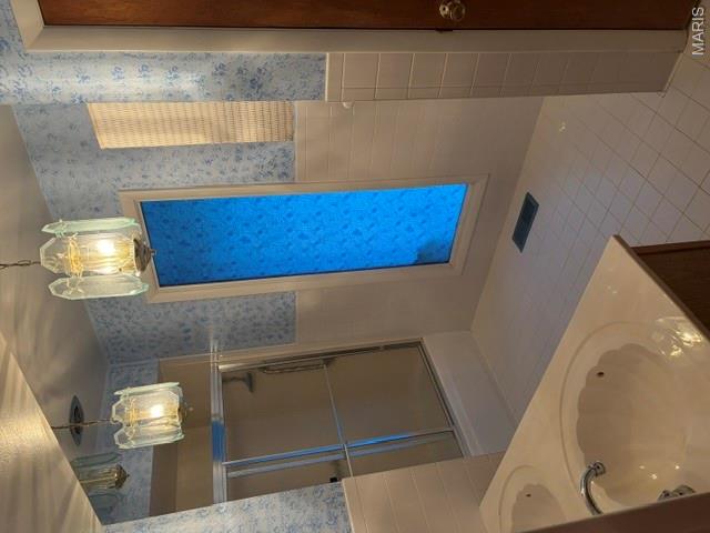 216 Slover Lane Property Photo 9
