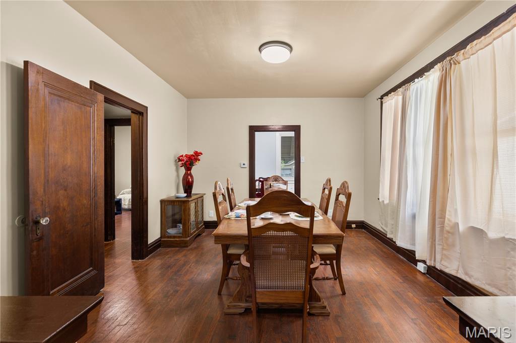 9825 Ventura Drive Property Photo 7