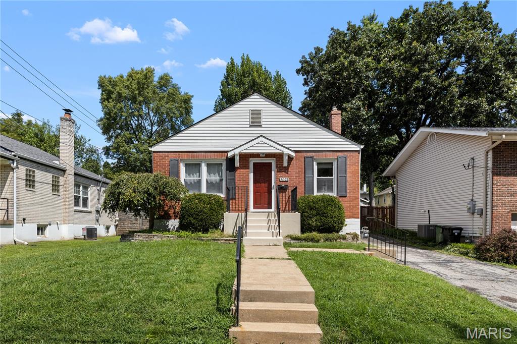 8921 Powell Avenue Property Photo 1