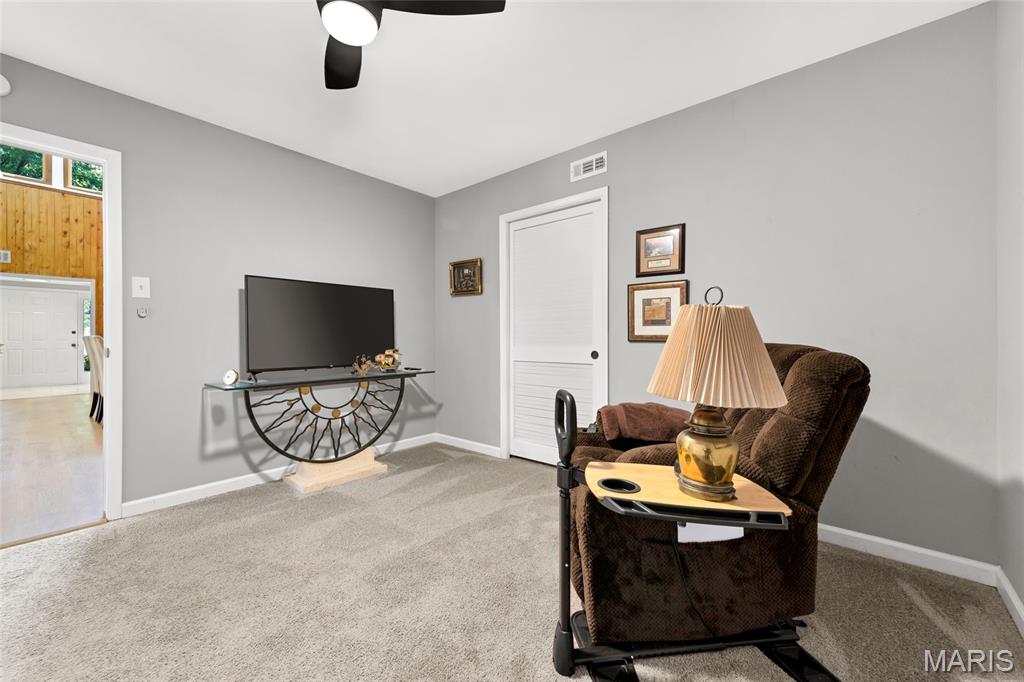 2201 Oakwood Drive Property Photo 39