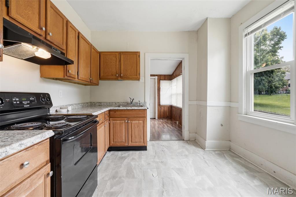 7546 Lynn Avenue Property Photo 16