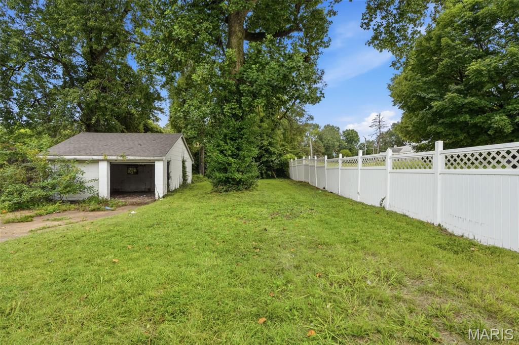 7546 Lynn Avenue Property Photo 23