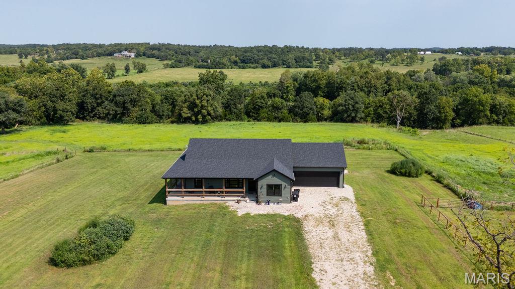 56504 Shaw Road Property Photo 4