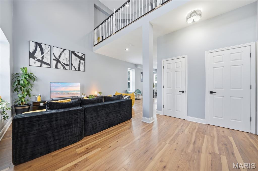 5714 Maple Avenue Property Photo 3