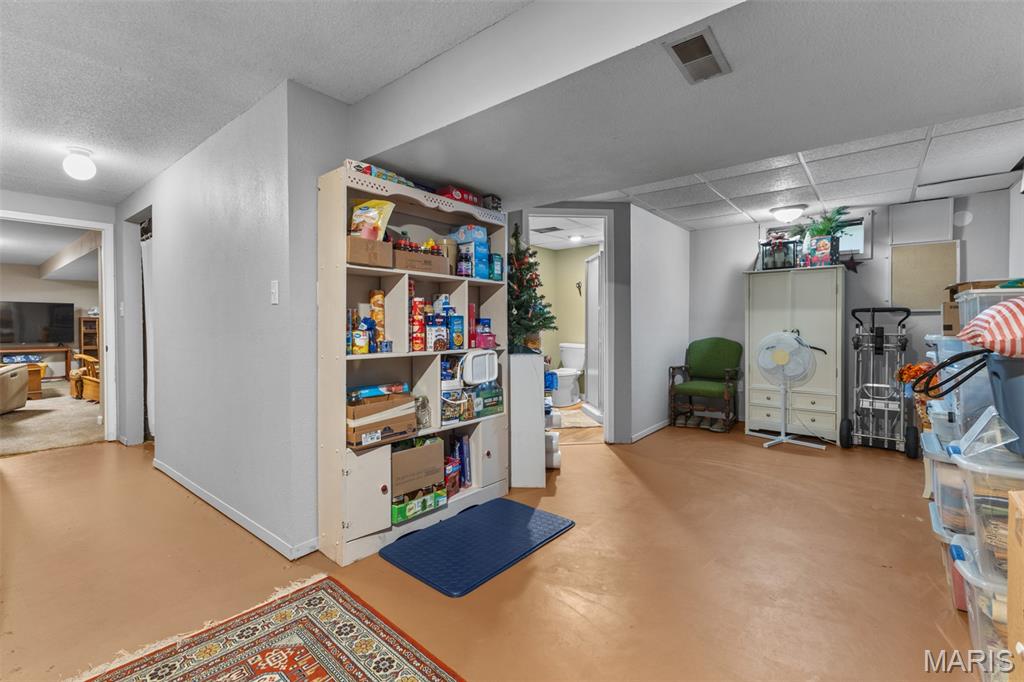 601 Park Street Property Photo 27