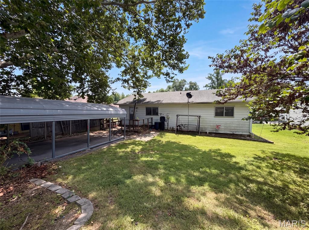 1005 S 3rd Street Property Photo 5