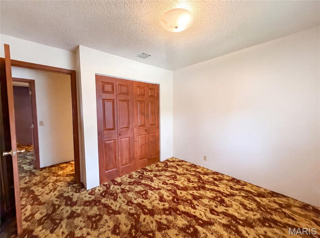 1005 S 3rd Street Property Photo 9