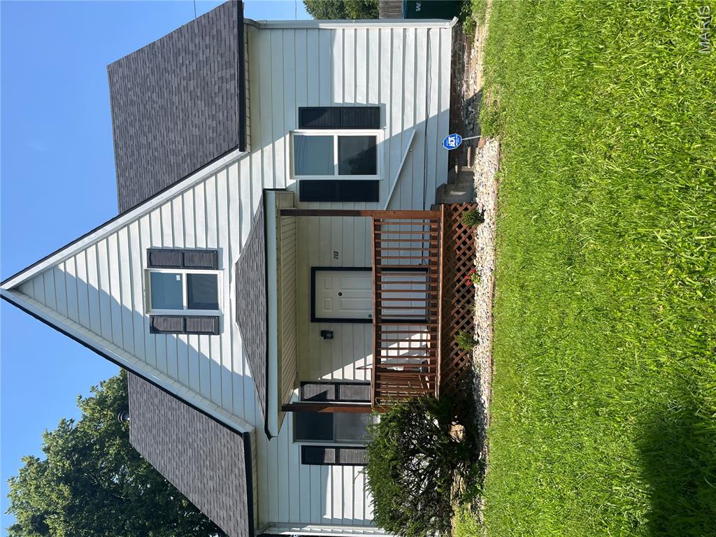 713 Hartman Lane Property Photo 1