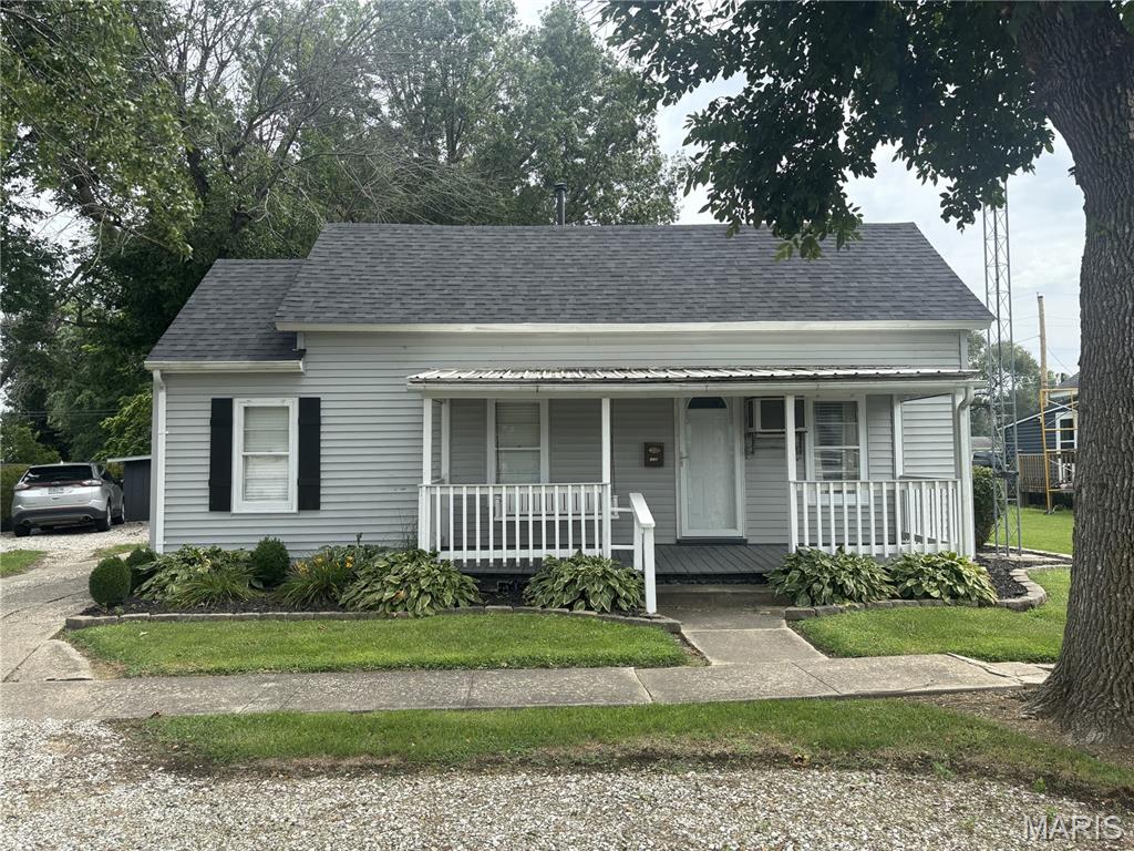 310 W Home Street Property Photo 1