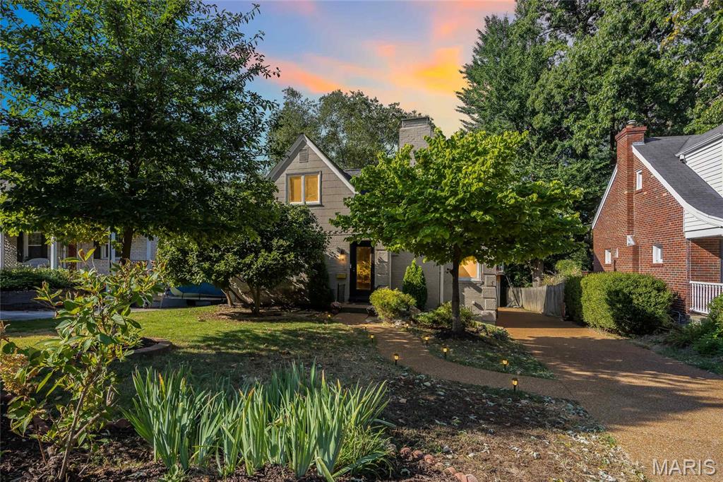 541 Mapleview Drive