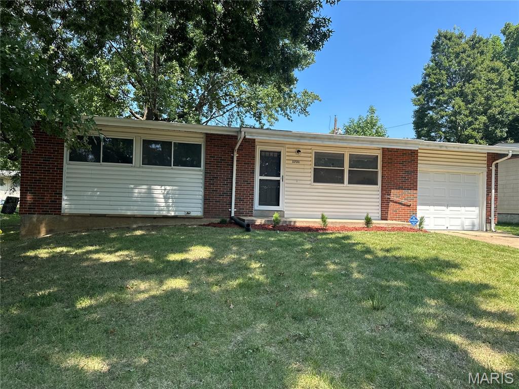 1731 Hudson Road Property Photo 1