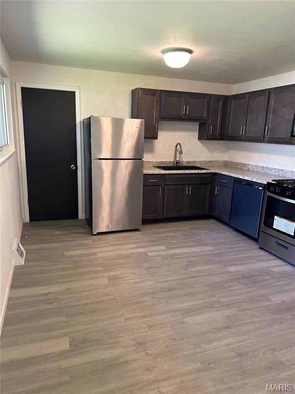 1731 Hudson Road Property Photo 2