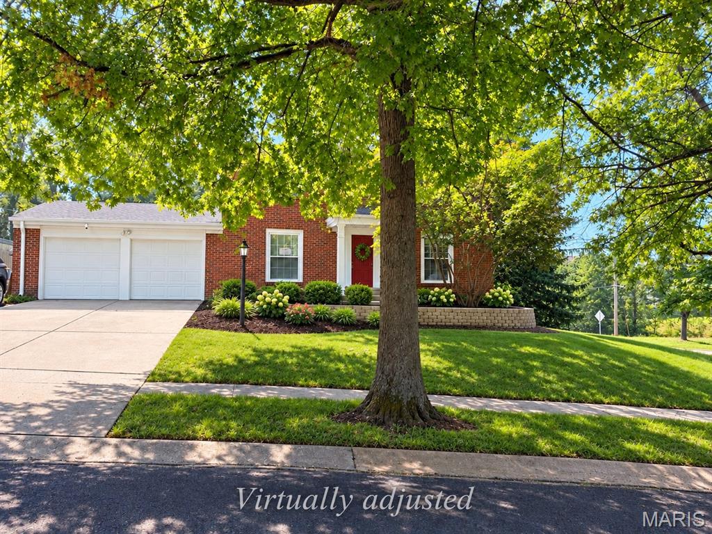13366 Hobnail Drive Property Photo 1