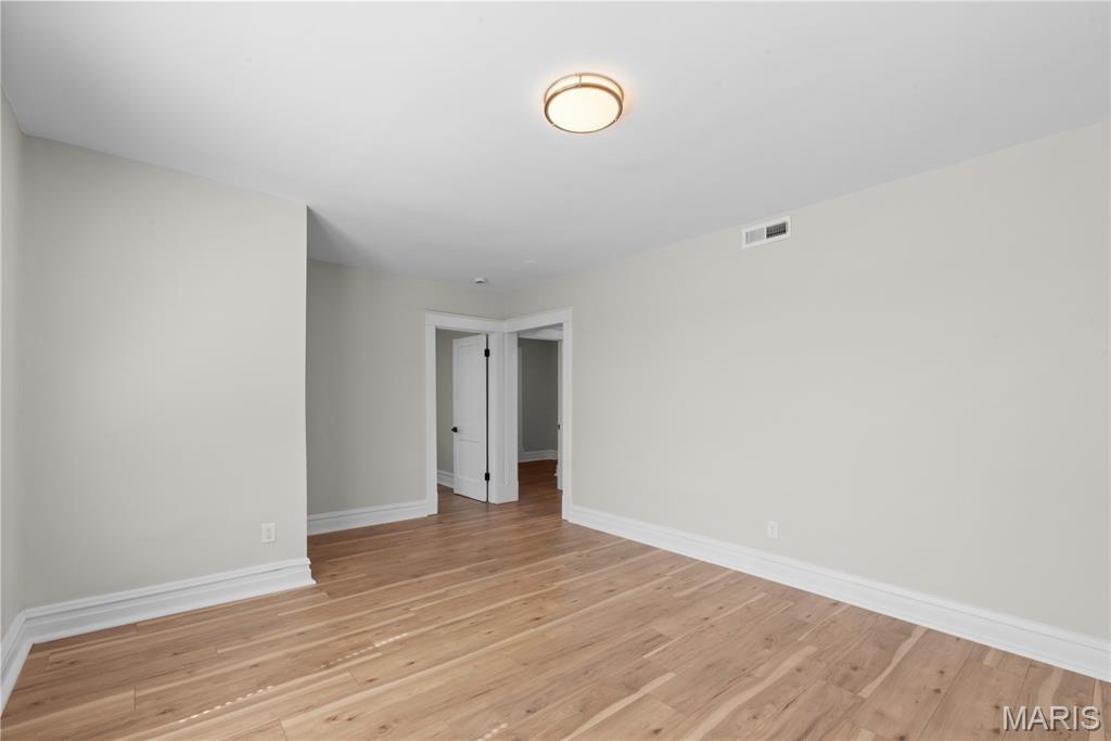 1024 Commodore Drive Property Photo 19