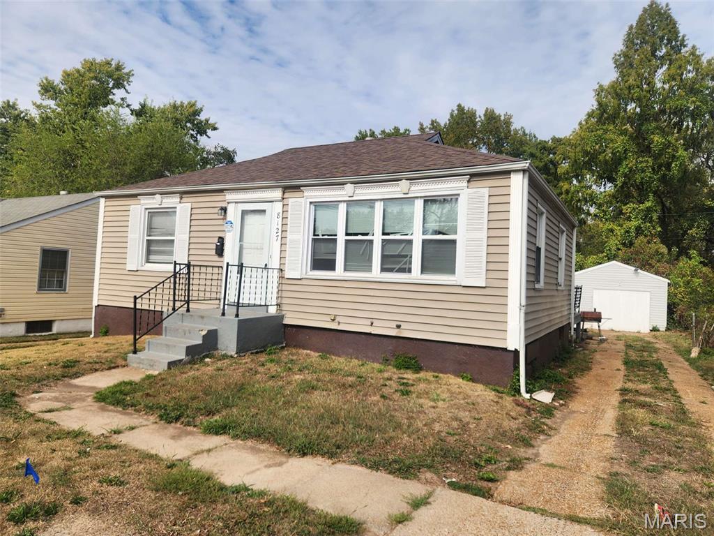8127 Airport Road Property Photo 1
