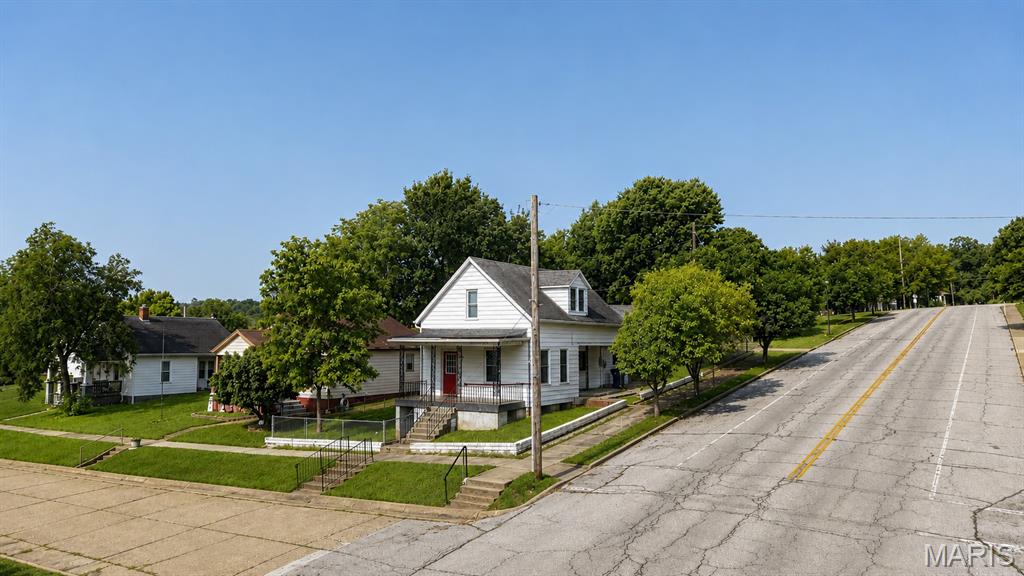 600 S 3rd Street Property Photo 2