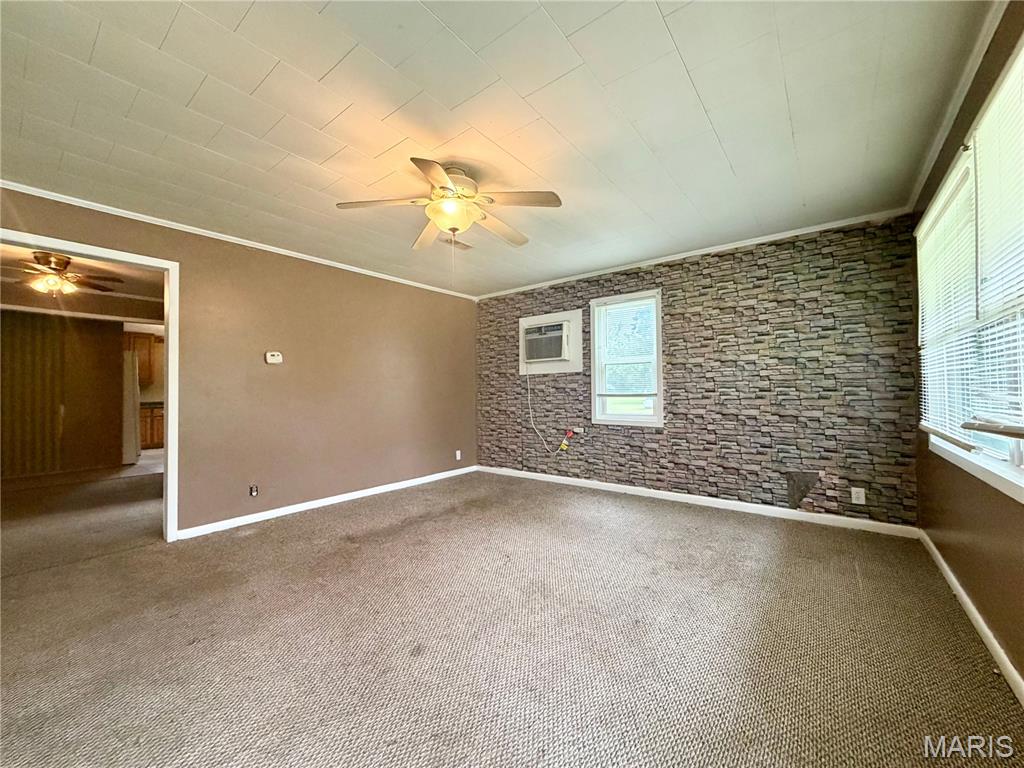 511 Dixie Street Property Photo 5