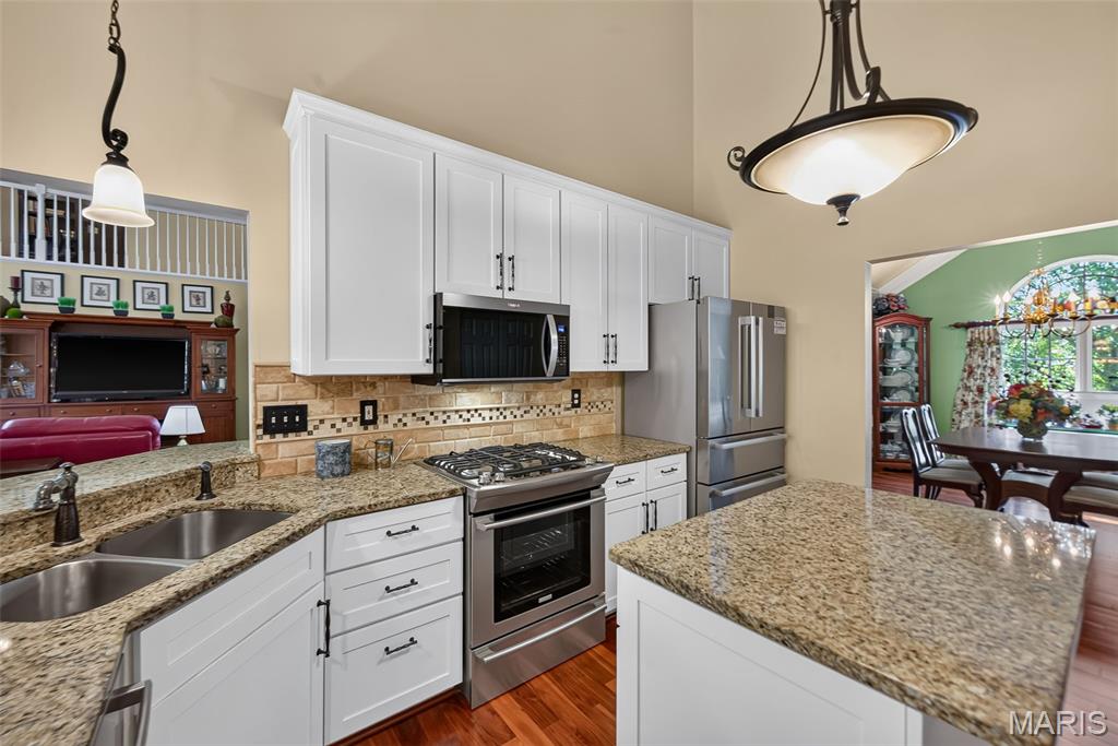 730 Longfellow Circle Property Photo 11