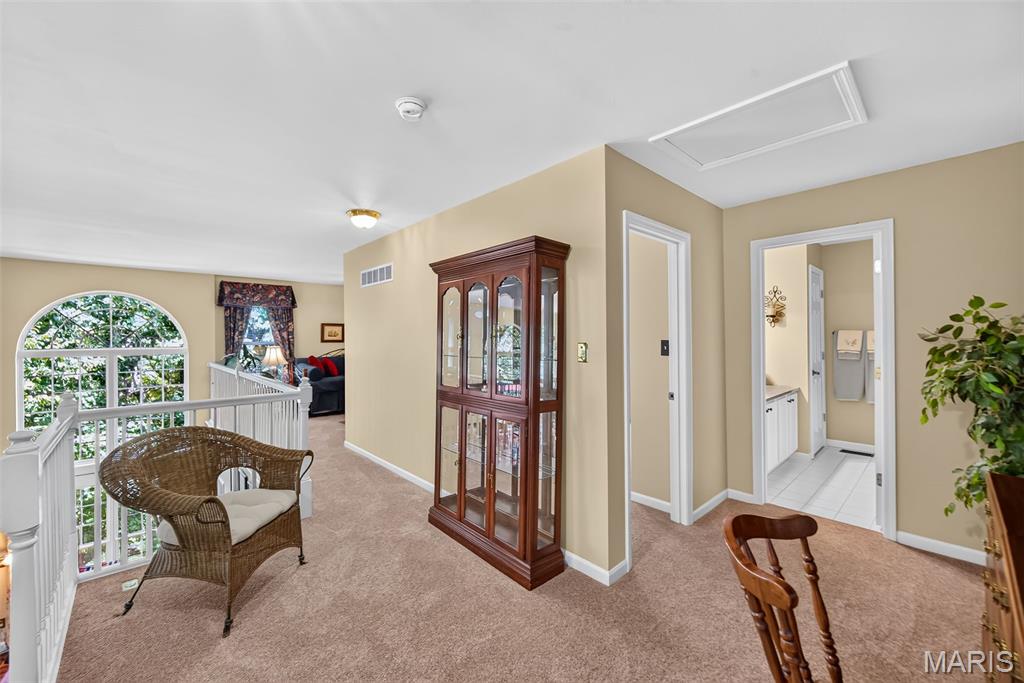 730 Longfellow Circle Property Photo 32