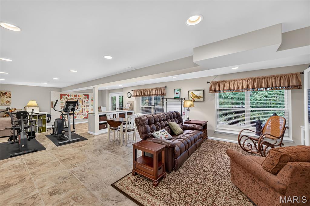730 Longfellow Circle Property Photo 42