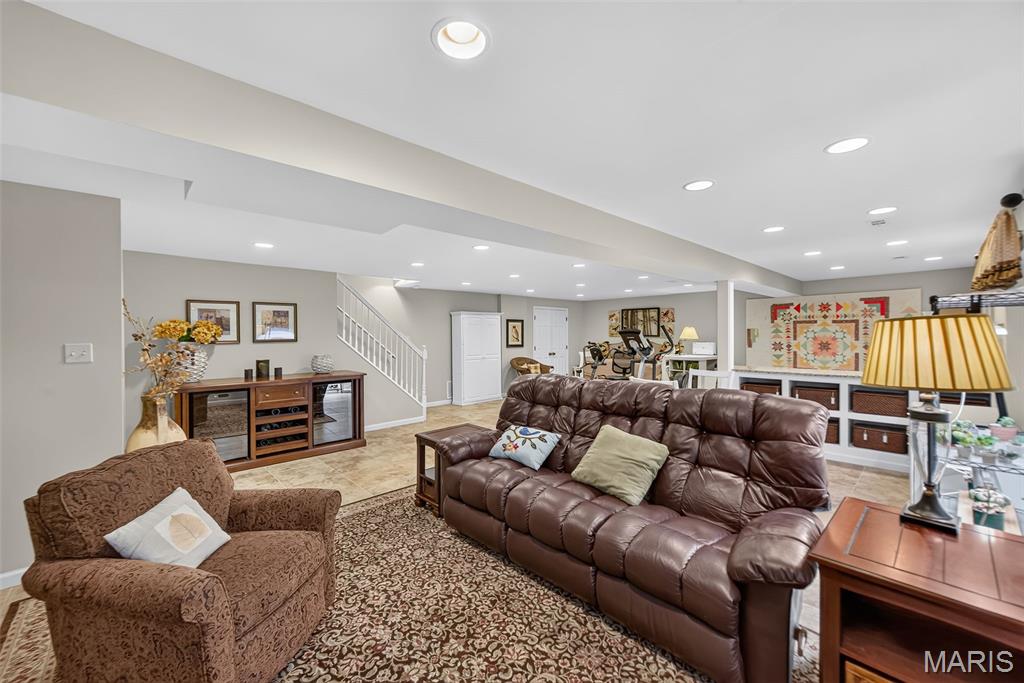 730 Longfellow Circle Property Photo 43