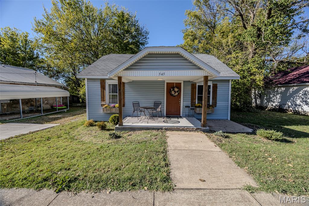 545 W Pierce Street Property Photo 1