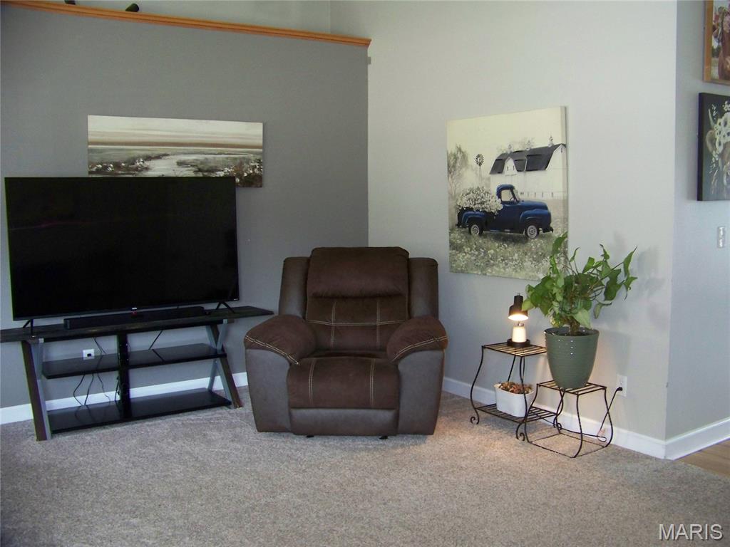 20990 Hideaway Lane Property Photo 4