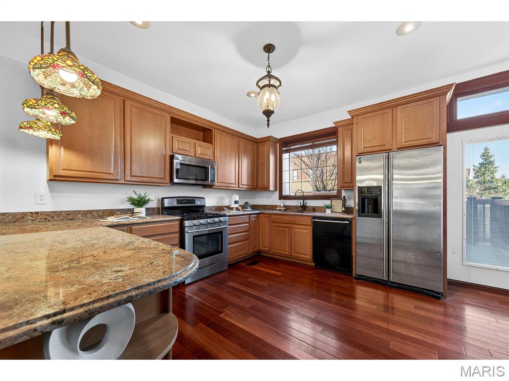 26054293 Property Photo 9