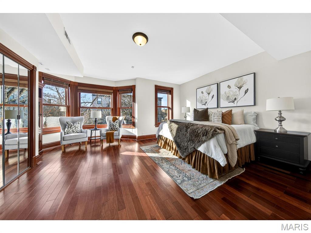 26054293 Property Photo 22