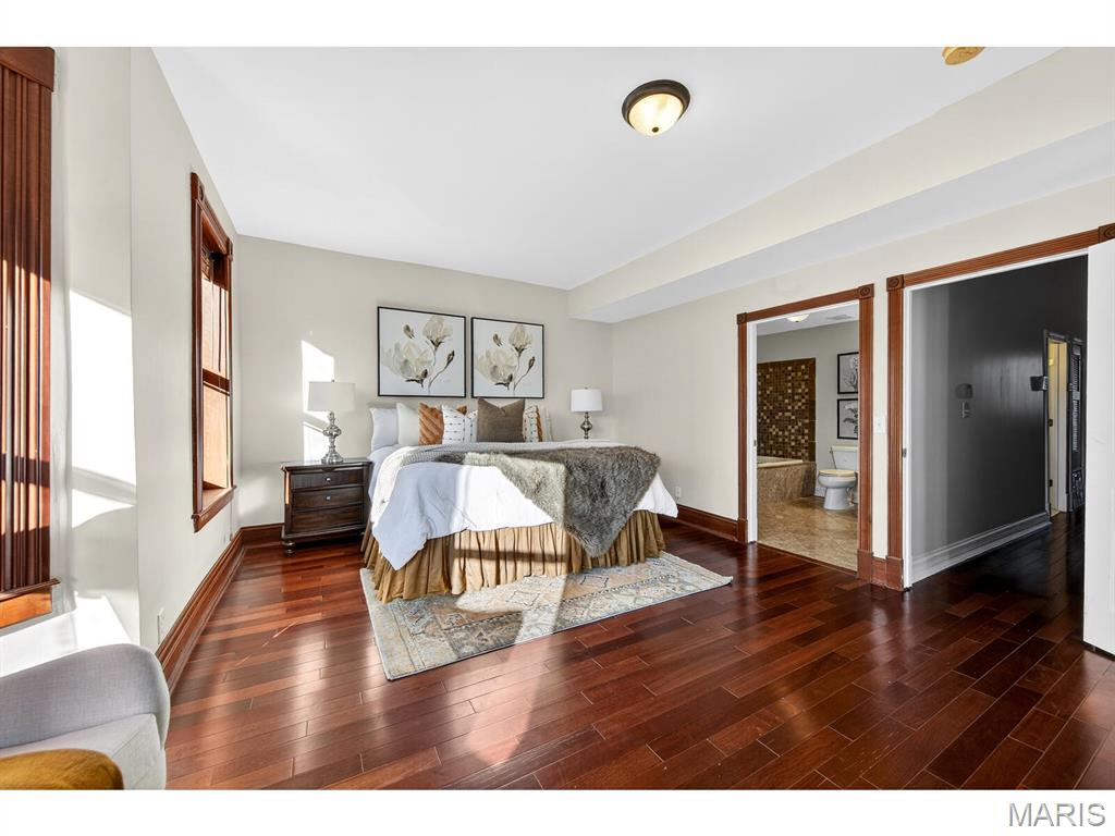 26054293 Property Photo 23