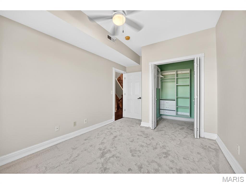 26054293 Property Photo 28