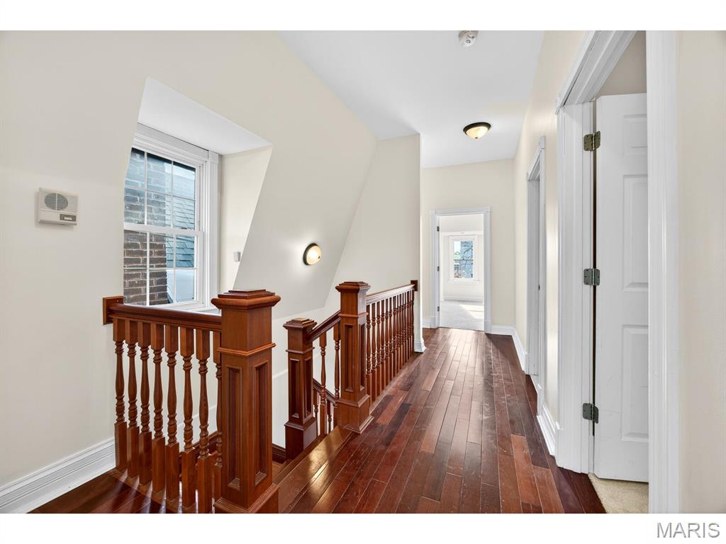 26054293 Property Photo 31
