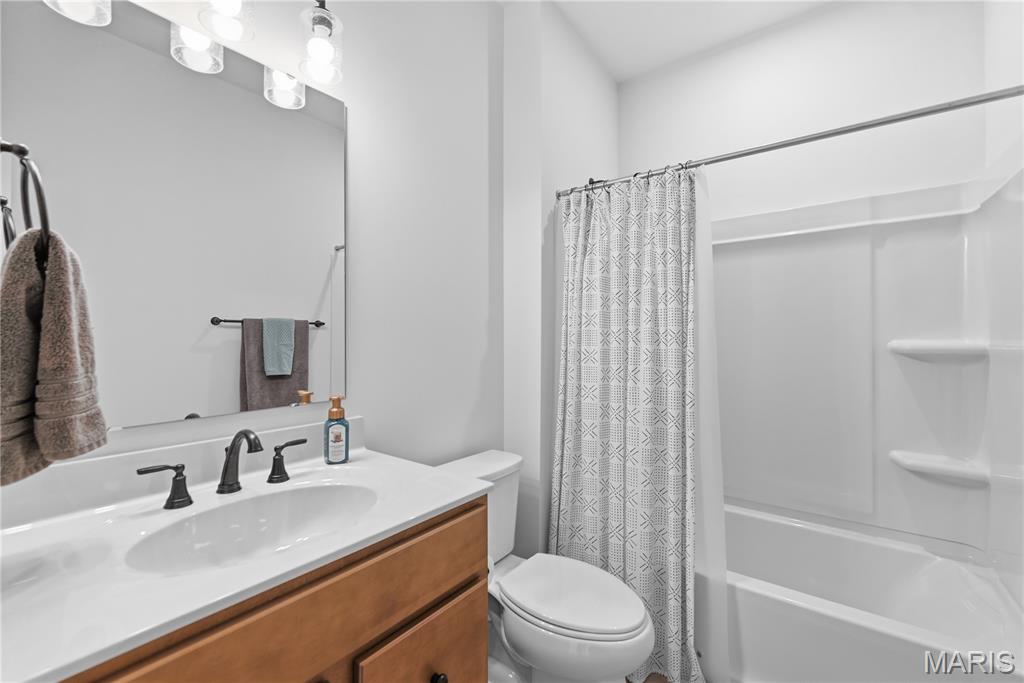 221 Kerry Downs Drive Property Photo 19