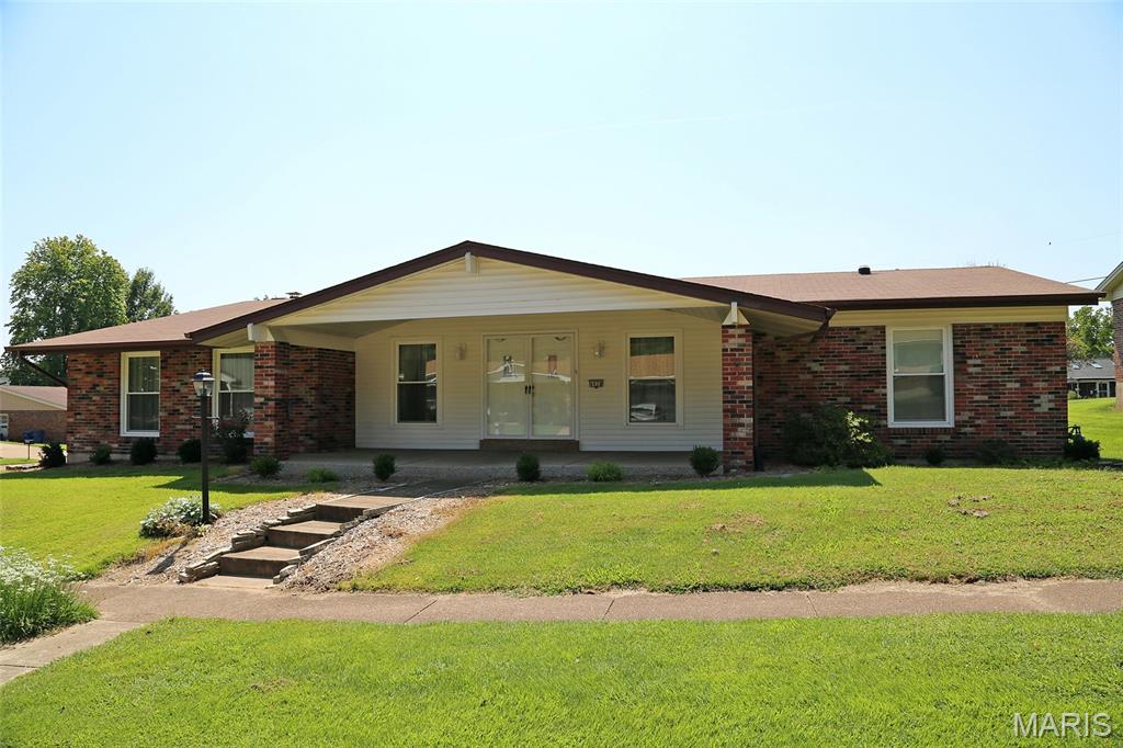 4828 Broad Oak Drive Property Photo 1