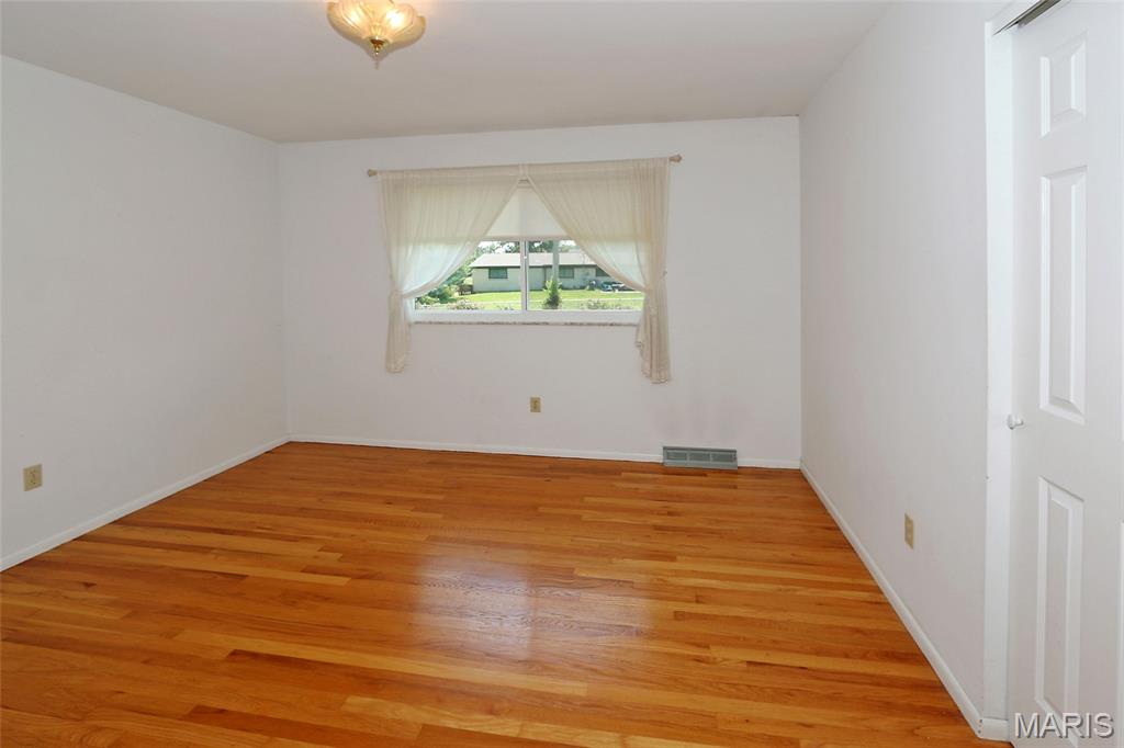 4828 Broad Oak Drive Property Photo 17