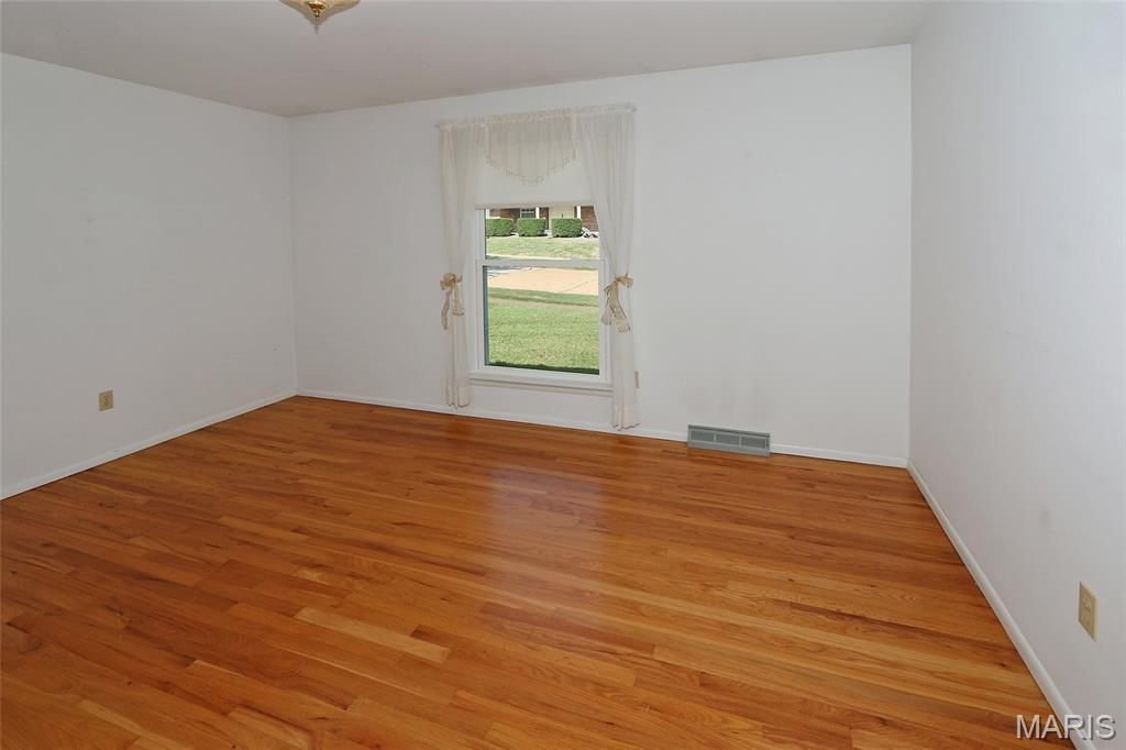 4828 Broad Oak Drive Property Photo 18