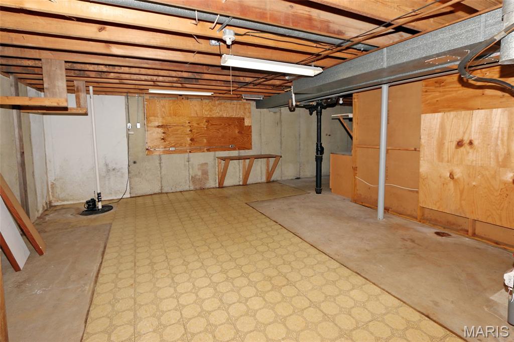 4828 Broad Oak Drive Property Photo 24