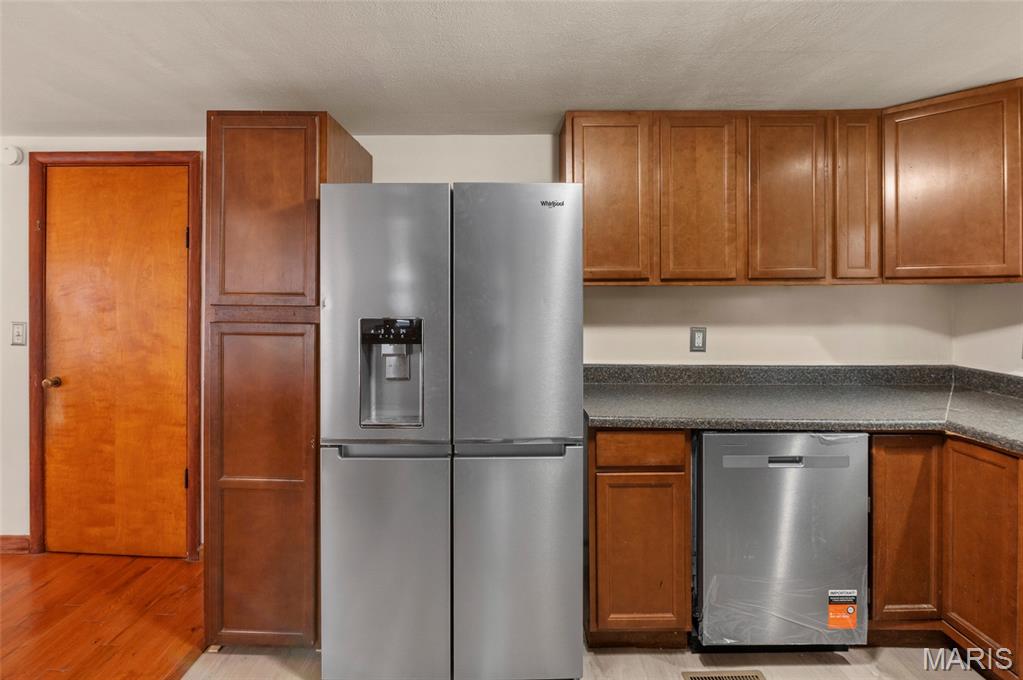 604 Stryker Avenue Property Photo 13