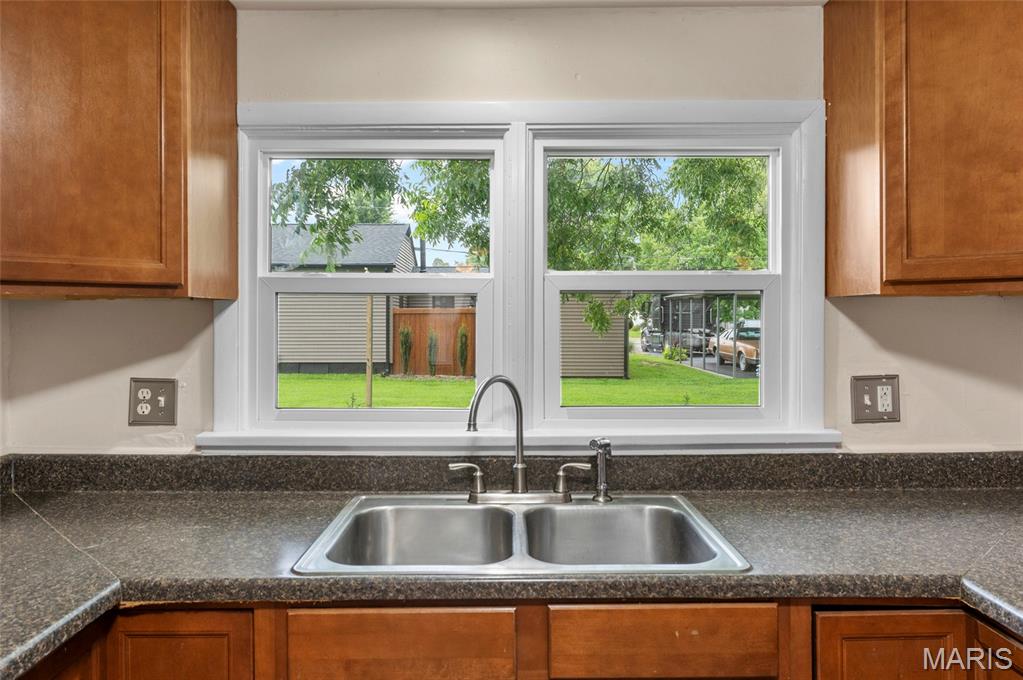 604 Stryker Avenue Property Photo 14
