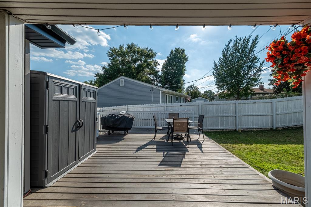 619 Robin Drive Property Photo 48