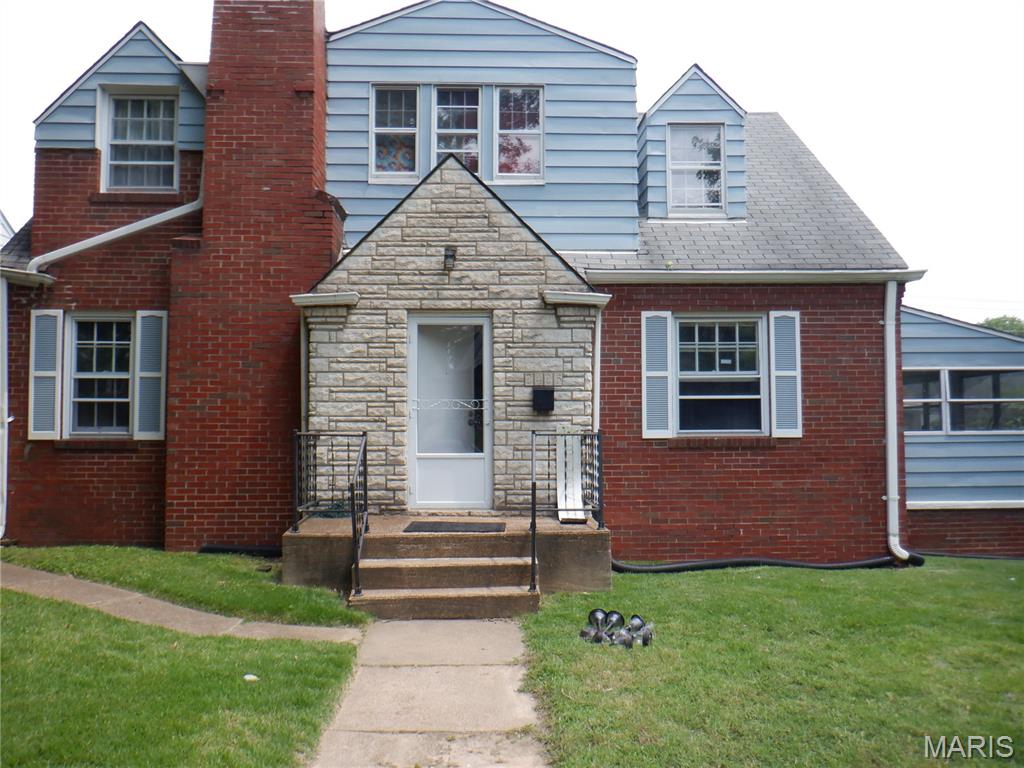 2425 Petrova Avenue Property Photo 2