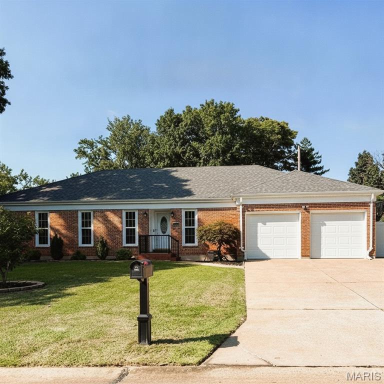 5849 Oak Branch Drive Property Photo 1
