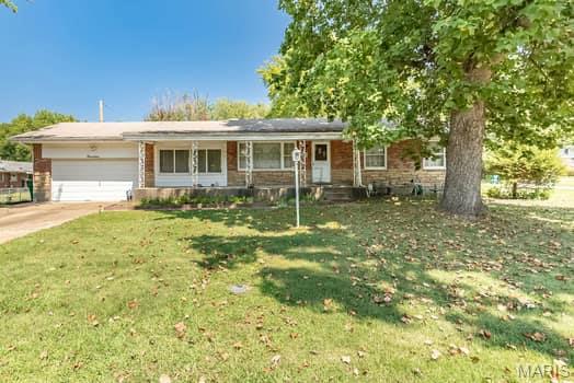 19 Forest Home Court Property Photo 1