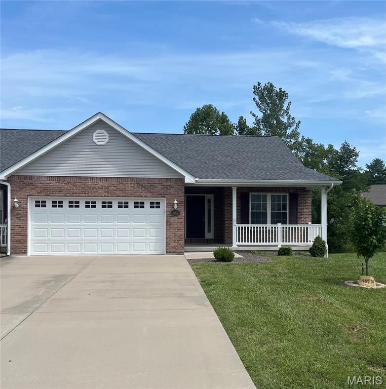 107 Black Oak Drive B Property Photo 1