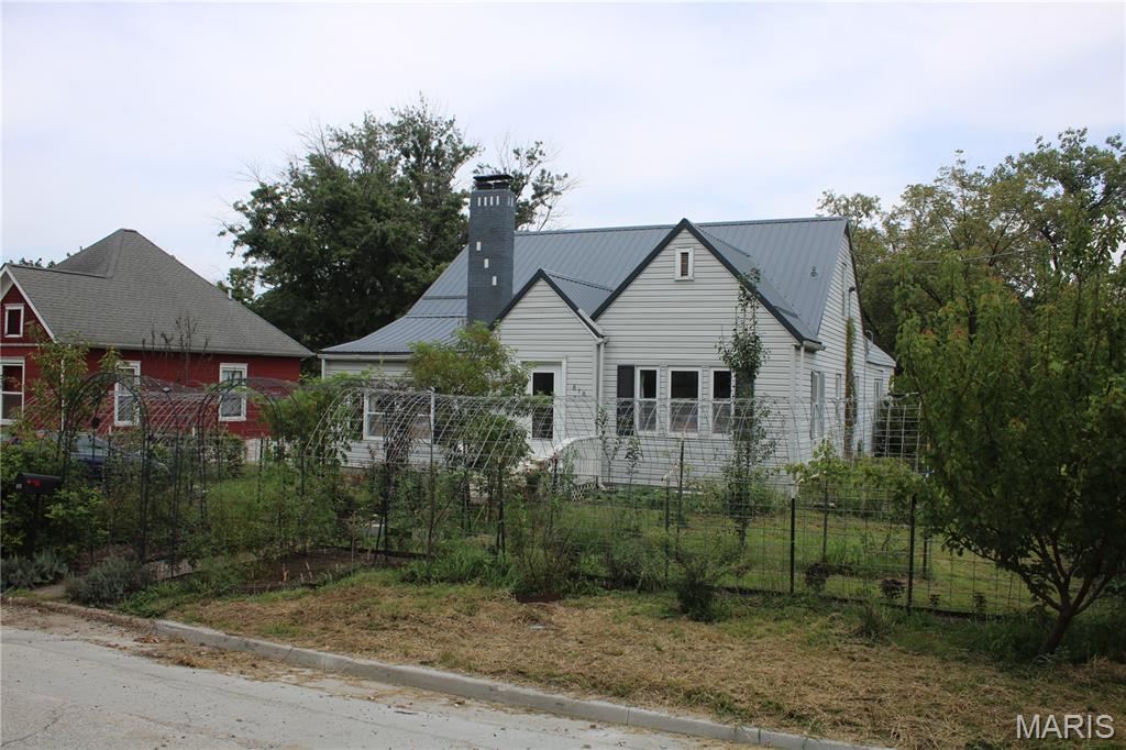 616 S. Washington St Property Photo 1
