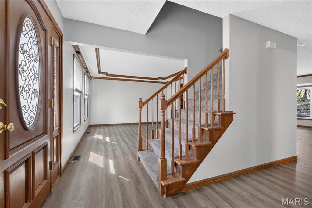 2546 Willow Knoll Drive Property Photo 3