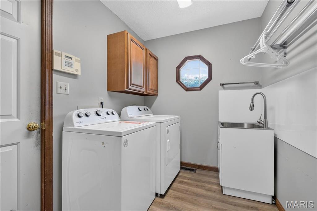2546 Willow Knoll Drive Property Photo 11