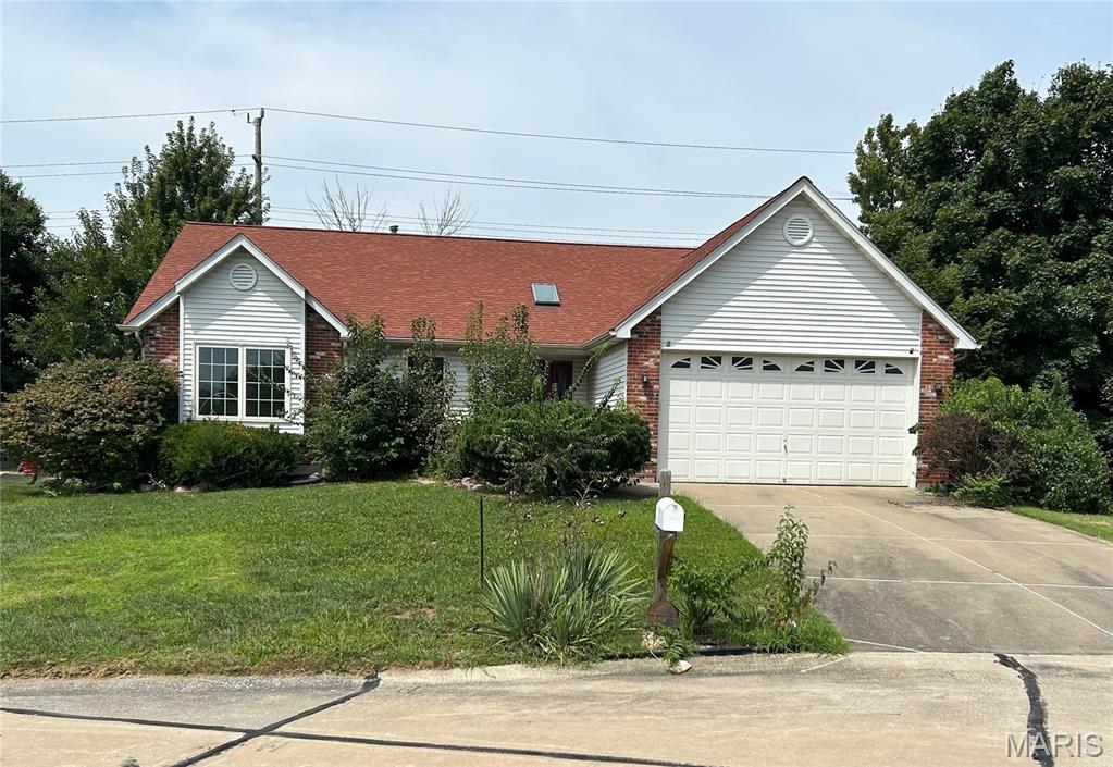2211 Alexandria Court Property Photo 1