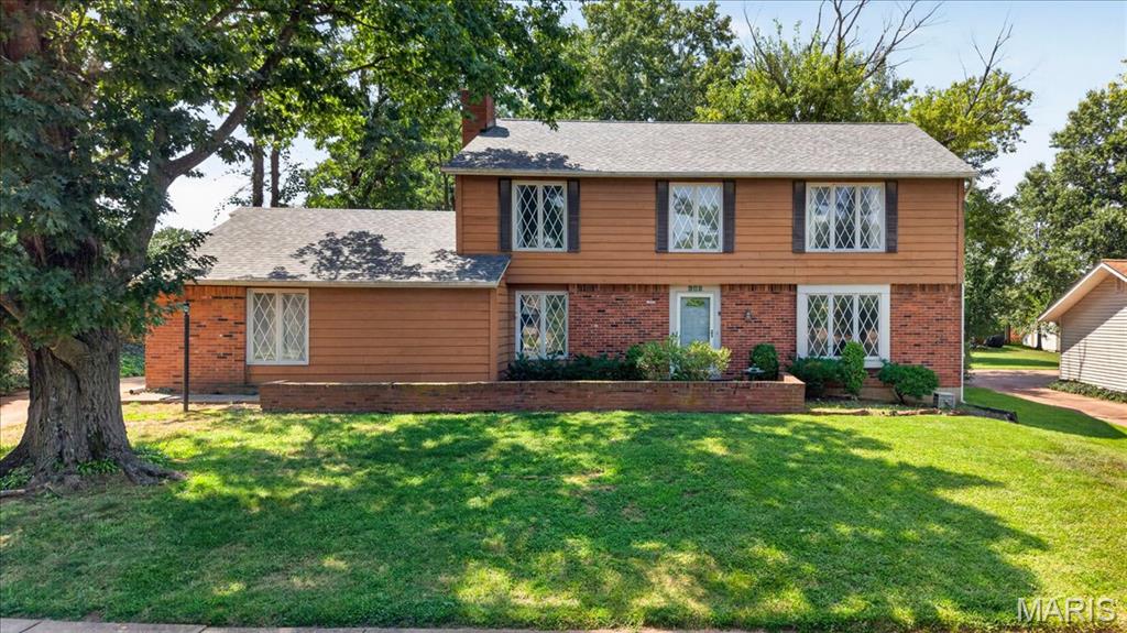 689 Henry Avenue Property Photo 1