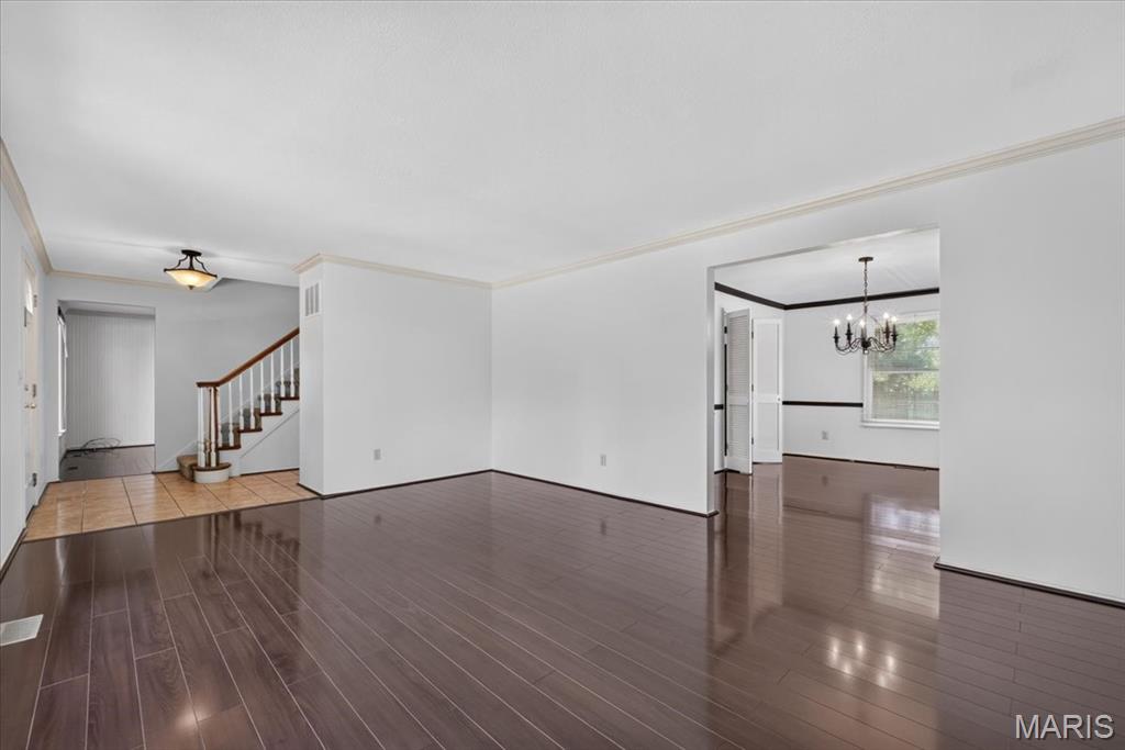 689 Henry Avenue Property Photo 5